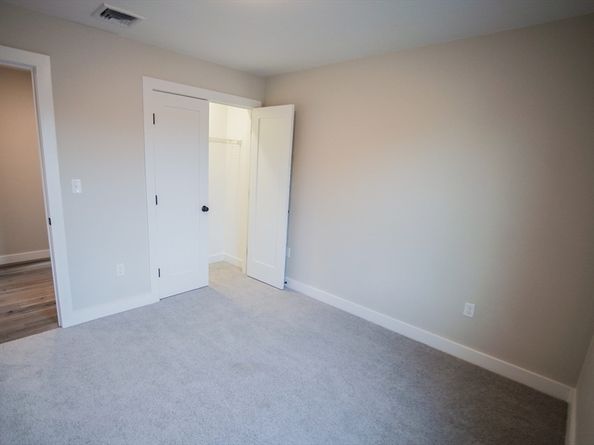 174 Wareham St, Marion MA 02738