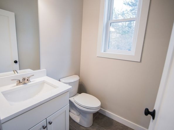 174 Wareham St, Marion MA 02738