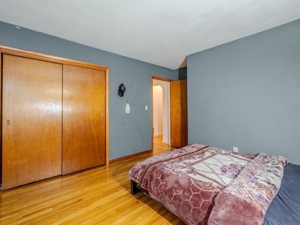 146 Acton Rd, Chelmsford MA 01824