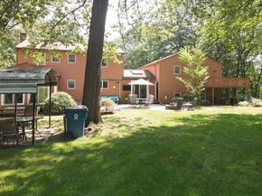 15 Northwest Rd, Spencer MA 01562
