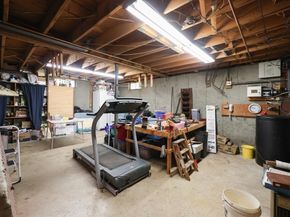 15 Northwest Rd, Spencer MA 01562