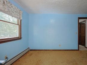 15 Northwest Rd, Spencer MA 01562