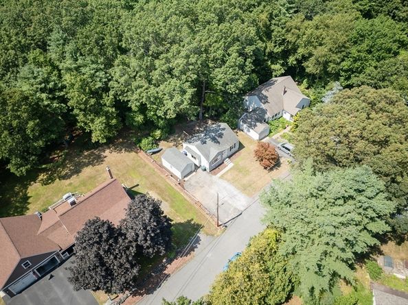 121 Sylvan Rd, Lancaster MA 01523