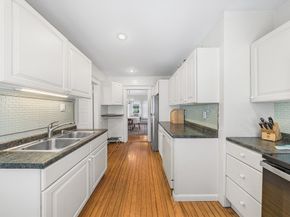 34 Monroe Ave, Worcester MA 01602