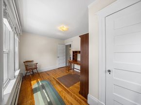 34 Monroe Ave, Worcester MA 01602