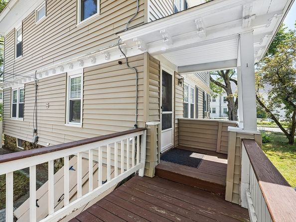 34 Monroe Ave, Worcester MA 01602