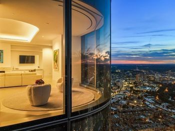 1 Dalton St