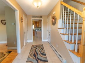 208 Sunset Dr, Charlton MA 01507