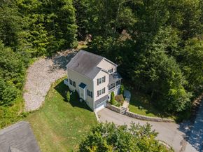 208 Sunset Dr, Charlton MA 01507