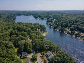 208 Sunset Dr, Charlton MA 01507