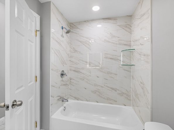 22 Belmont Park, Everett MA 02149