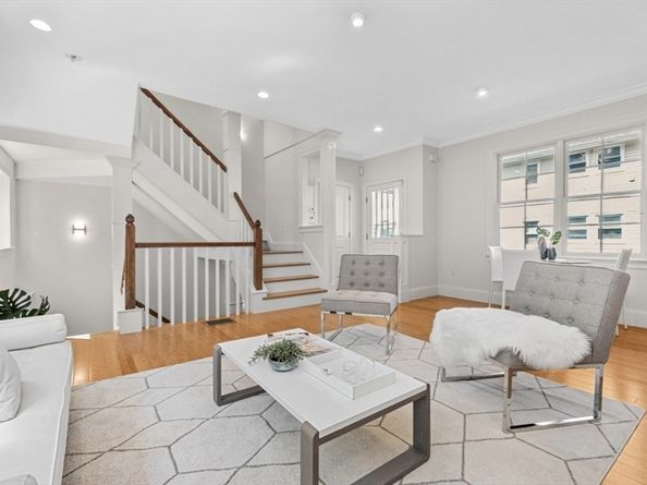18 Wilson Ave 18, Watertown MA 02472