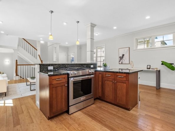 18 Wilson Ave 18, Watertown MA 02472