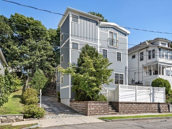 18 Wilson Ave 18, Watertown MA 02472