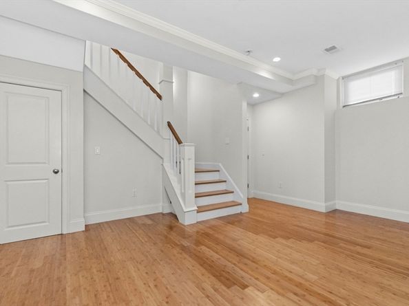 18 Wilson Ave 18, Watertown MA 02472