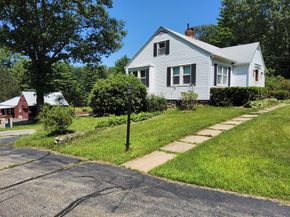 323 New Boston Rd, Sturbridge MA 01566