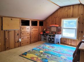 323 New Boston Rd, Sturbridge MA 01566