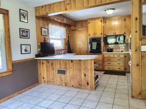 323 New Boston Rd, Sturbridge MA 01566