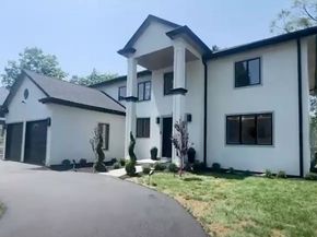 57 Mayflower Rd, Needham MA 02492