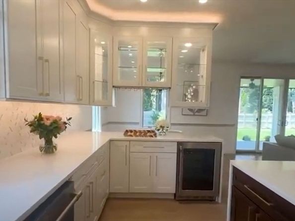 57 Mayflower Rd, Needham MA 02492