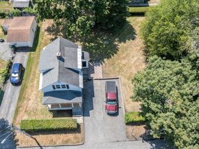 4 Everton Avenue, Worcester MA 01604
