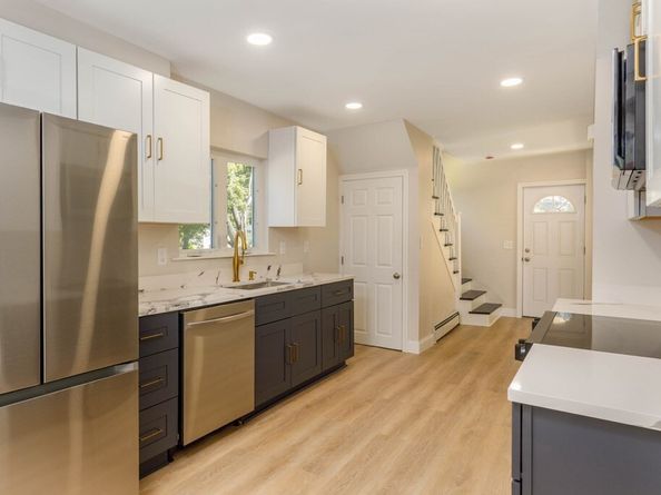 4 Everton Avenue, Worcester MA 01604
