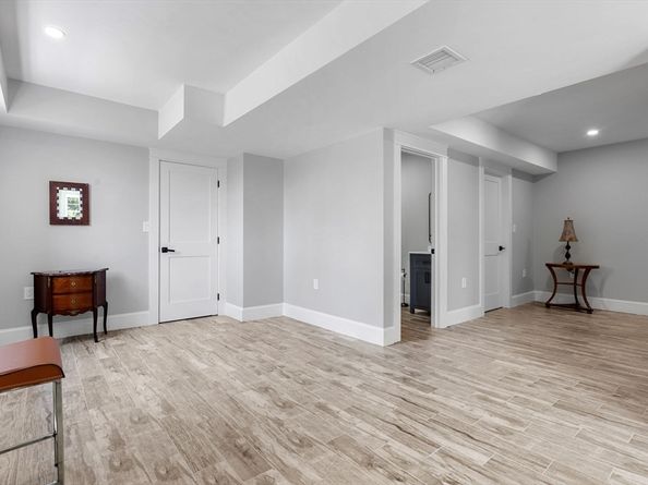 182 High Rd, Newbury MA 01951