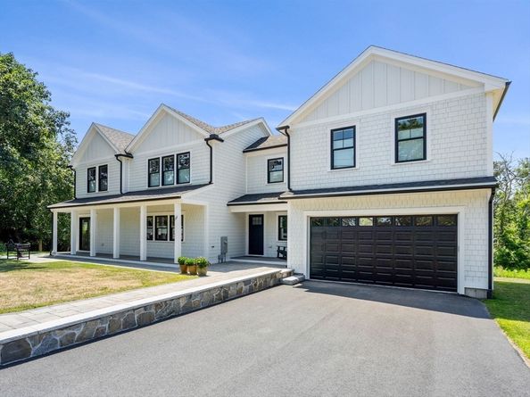 182 High Rd, Newbury MA 01951