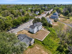182 High Rd, Newbury MA 01951