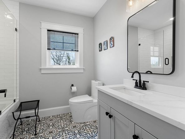 182 High Rd, Newbury MA 01951