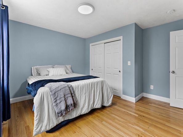 3 Laurence St, Tewksbury MA 01876