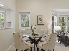 32 Brewster Ln 32, Acton MA 01720