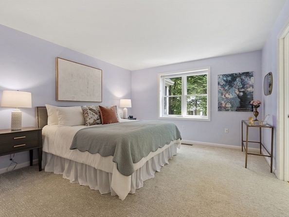32 Brewster Ln 32, Acton MA 01720