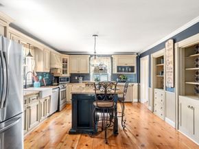 156 Boston Post Rd, Wayland MA 01778