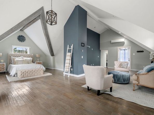 156 Boston Post Rd, Wayland MA 01778