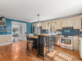 156 Boston Post Rd, Wayland MA 01778