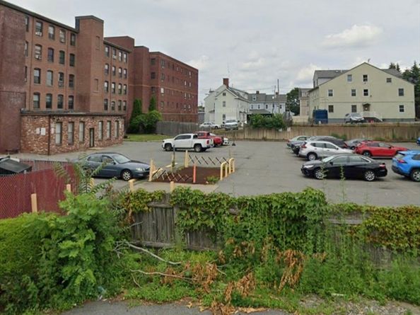 80 Foster St 307, Peabody MA 01960