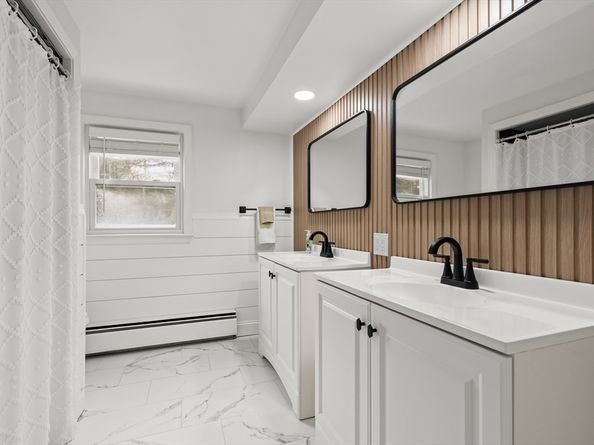 10 Dowd Ave, Wareham MA 02571