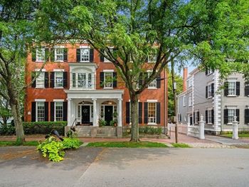 38 Chestnut Street