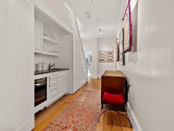 38 Chestnut Street, Salem MA 01970
