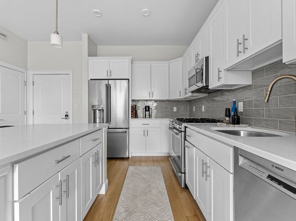 170 W Broadway 203, Boston MA 02127