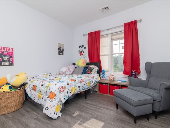 181 S Franklin St 207, Holbrook MA 02343