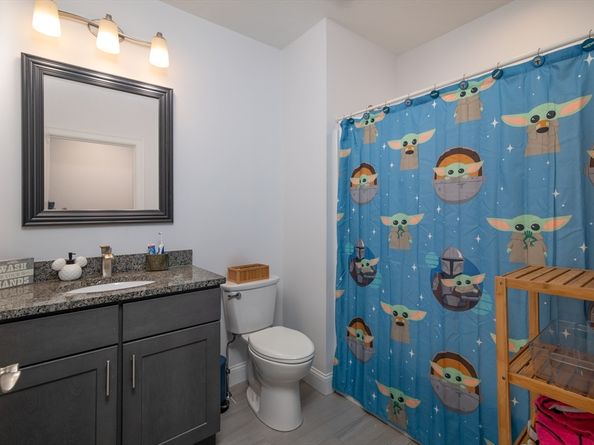 181 S Franklin St 207, Holbrook MA 02343