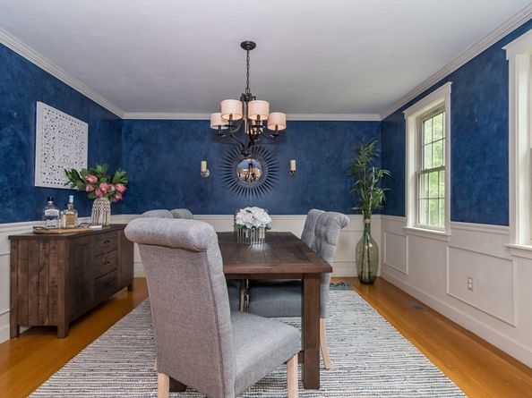 11 Kimball Rd, Hopkinton MA 01748