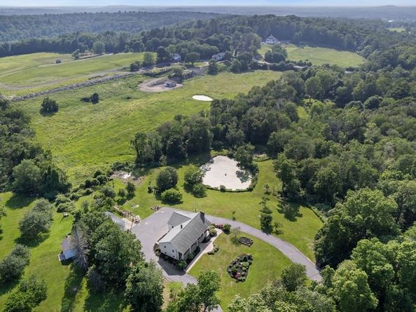 95 Salem Rd, Topsfield MA 01983