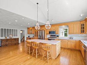 95 Salem Rd, Topsfield MA 01983
