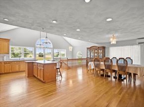 95 Salem Rd, Topsfield MA 01983