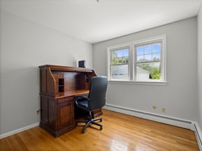 95 Salem Rd, Topsfield MA 01983