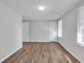 35 Genessee St E, Worcester MA 01603