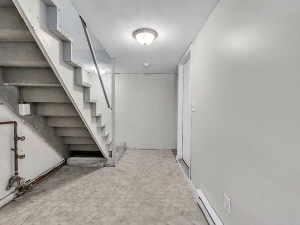 35 Genessee St E, Worcester MA 01603